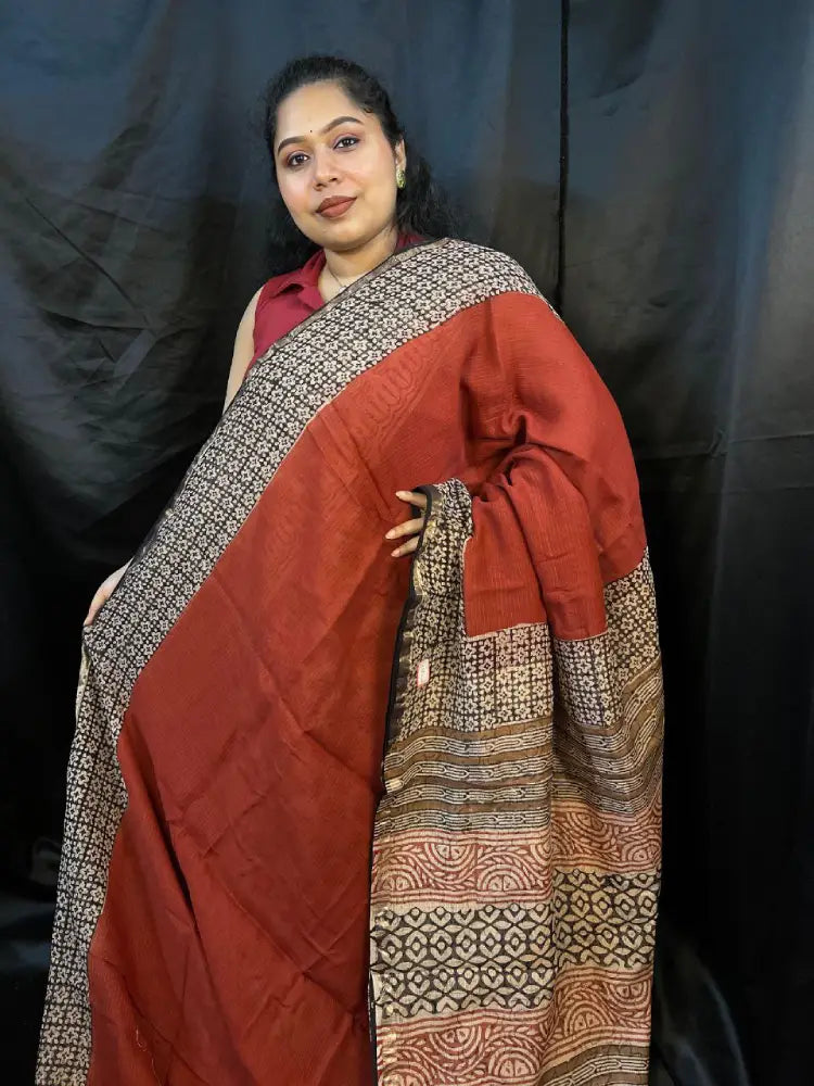 Red Kota Doria saree with golden checks – handwoven cotton silk by Vaarnali