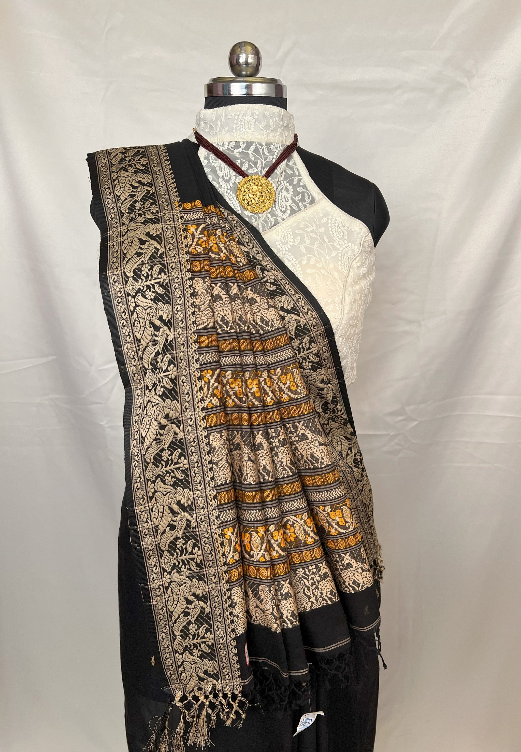 Cotton Baluchari Saree Black – Full front view of handloom cotton saree