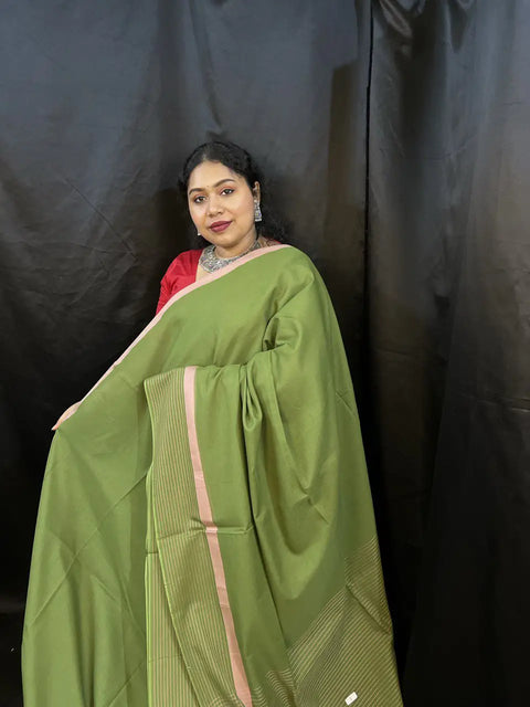 Green Cotton Handloom Saree – Striped Pallu | Vaarnali