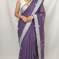 Detailed pallu design of Purple Cotton Handloom Baluchari Saree featuring traditional Bengali motifs.