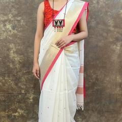 Traditional Bengali draping style of Red White Linen Saree, ideal for Durga Puja celebrations